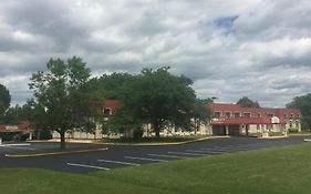 Ramada By Wyndham Albert Lea